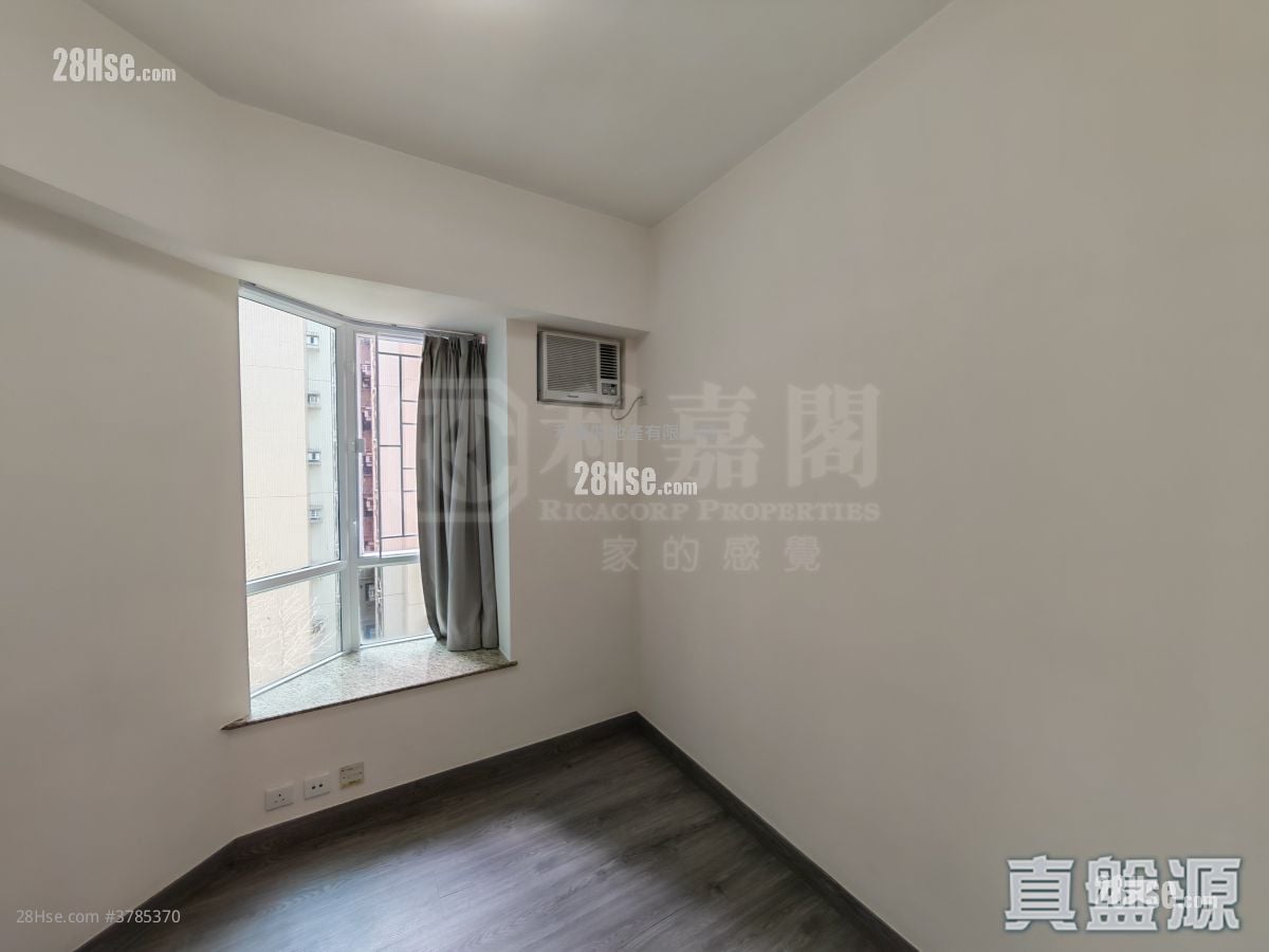 Grand Del Sol Sell 3 Bedrooms , 2 Bathrooms 756 ft²