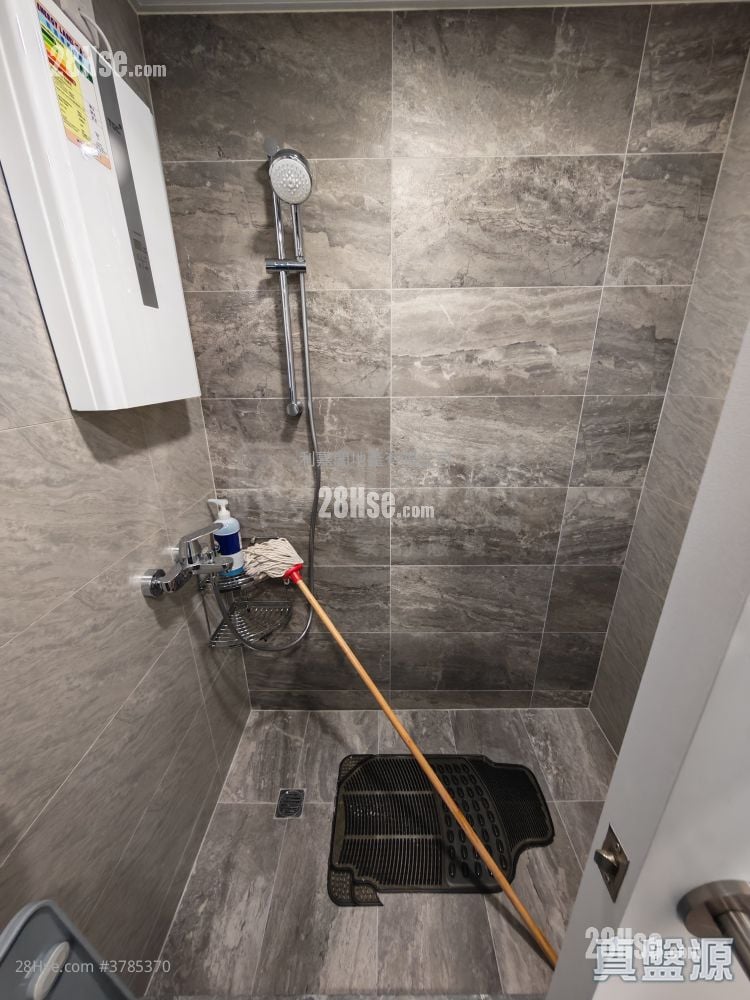 Grand Del Sol Sell 3 Bedrooms , 2 Bathrooms 756 ft²