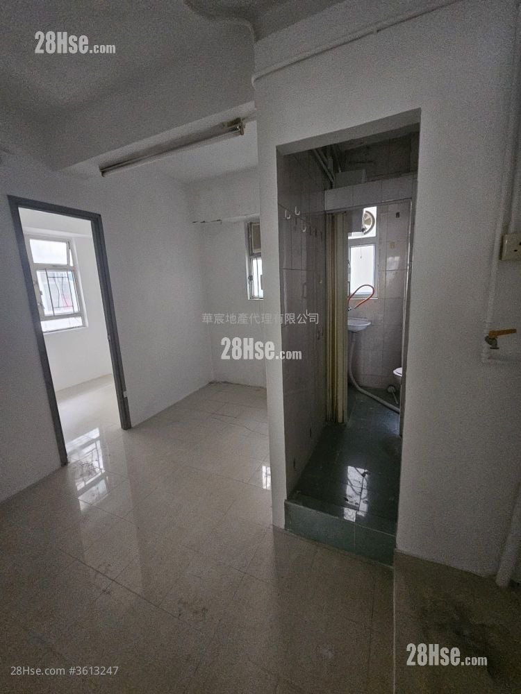 钻石楼 售盘 4 房 , 4 浴室 539 平方尺