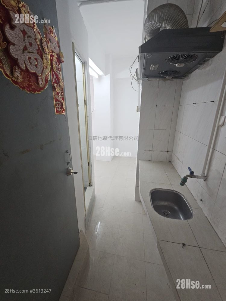 钻石楼 售盘 4 房 , 4 浴室 539 平方尺