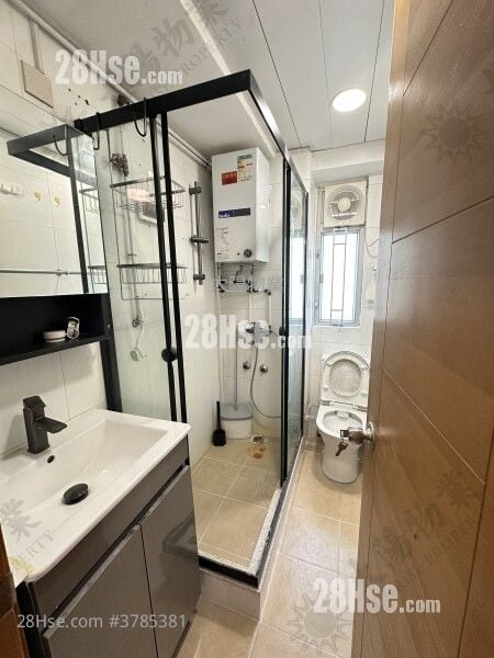 Whampoa Estate Sell 3 Bedrooms 490 ft²