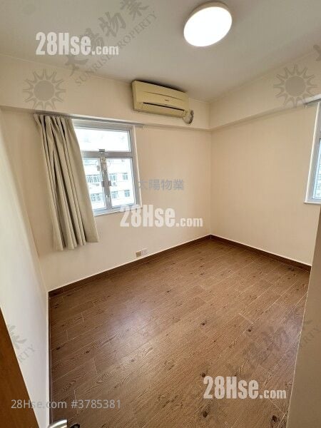 Whampoa Estate Sell 3 Bedrooms 490 ft²