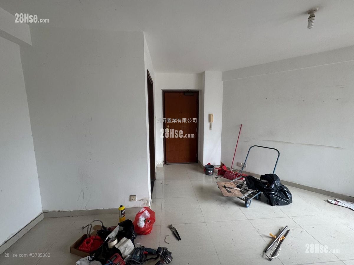 Bailey Garden Sell 3 Bedrooms , 2 Bathrooms 476 ft²