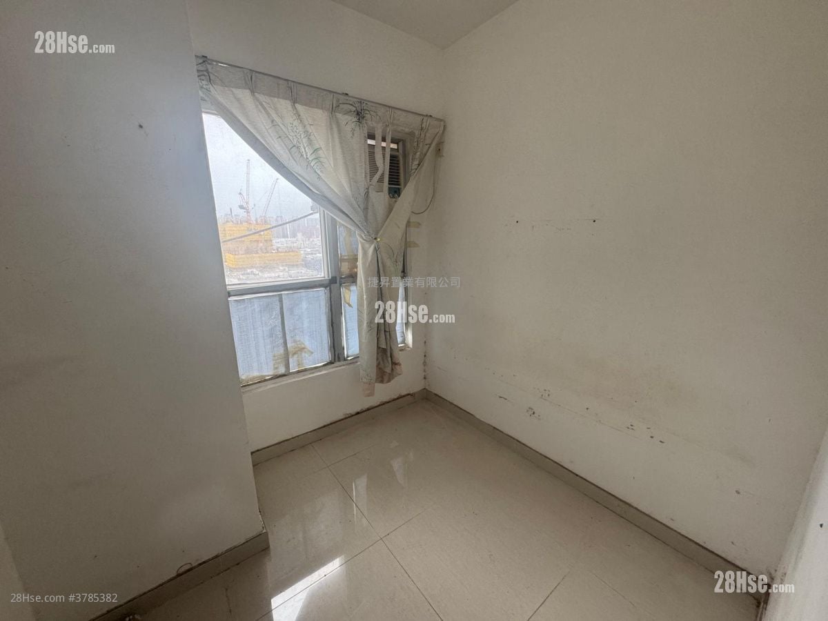 Bailey Garden Sell 3 Bedrooms , 2 Bathrooms 476 ft²