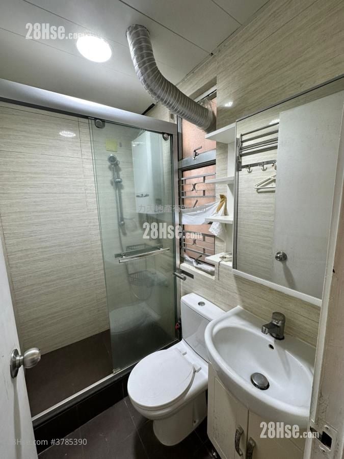 Chuen Fai Centre Sell 2 Bedrooms , 1 Bathroom 277 ft²
