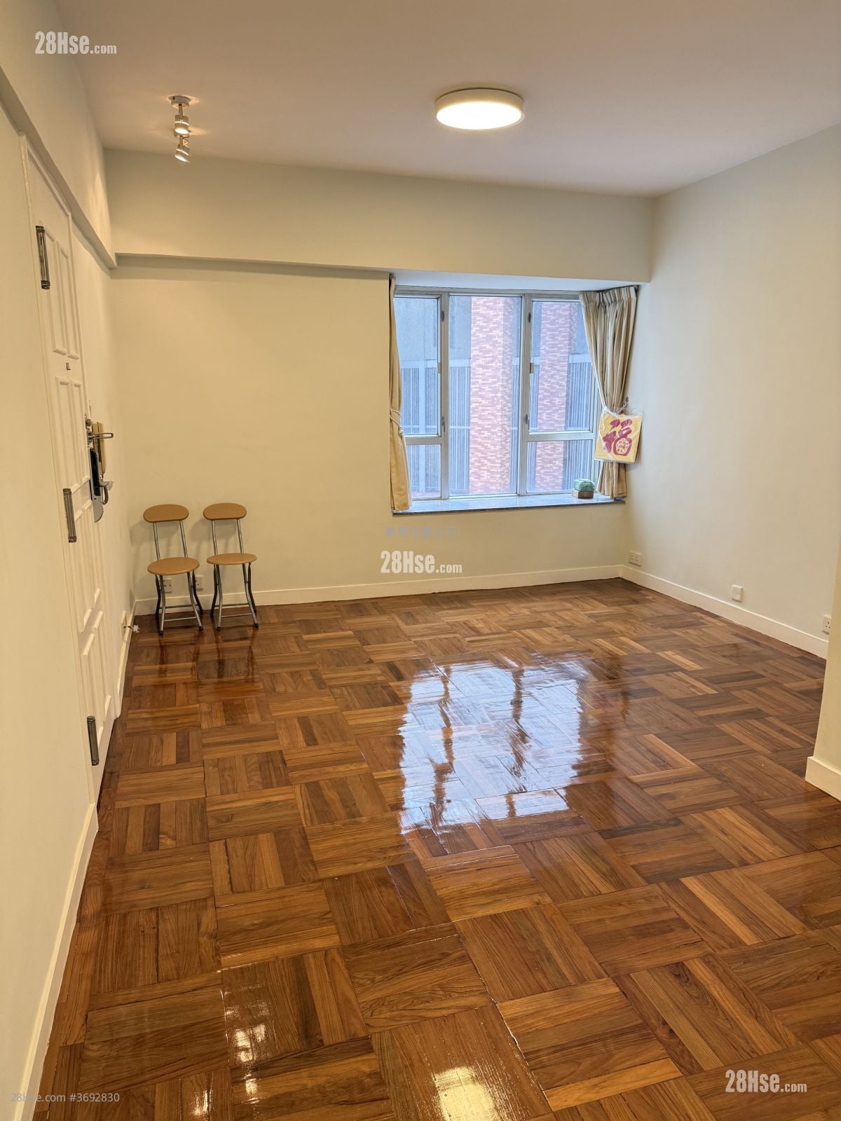 Bonham Court Rental 2 Bedrooms , 1 Bathroom 470 ft²