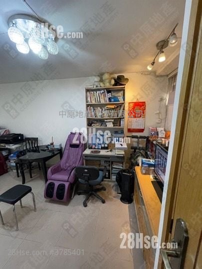 长安邨 售盘 2 房 , 1 浴室 439 平方尺