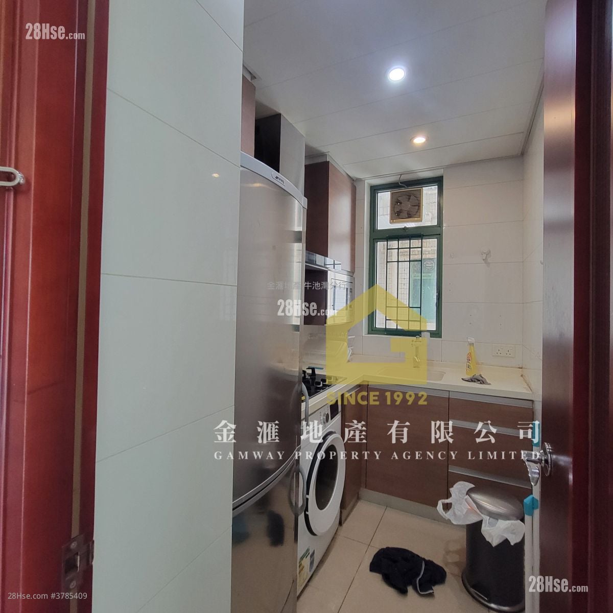 Clear Water Bay 8 Rental 2 Bedrooms , 1 Bathroom 502 ft²