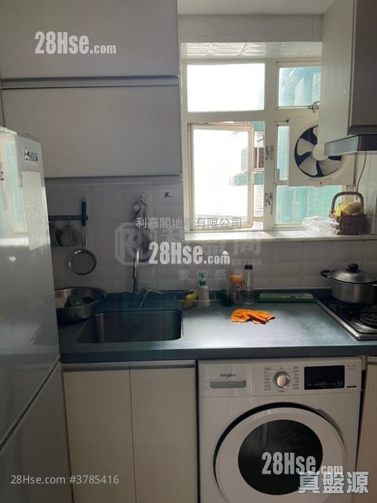 Kornville Sell 3 Bedrooms , 2 Bathrooms 604 ft²