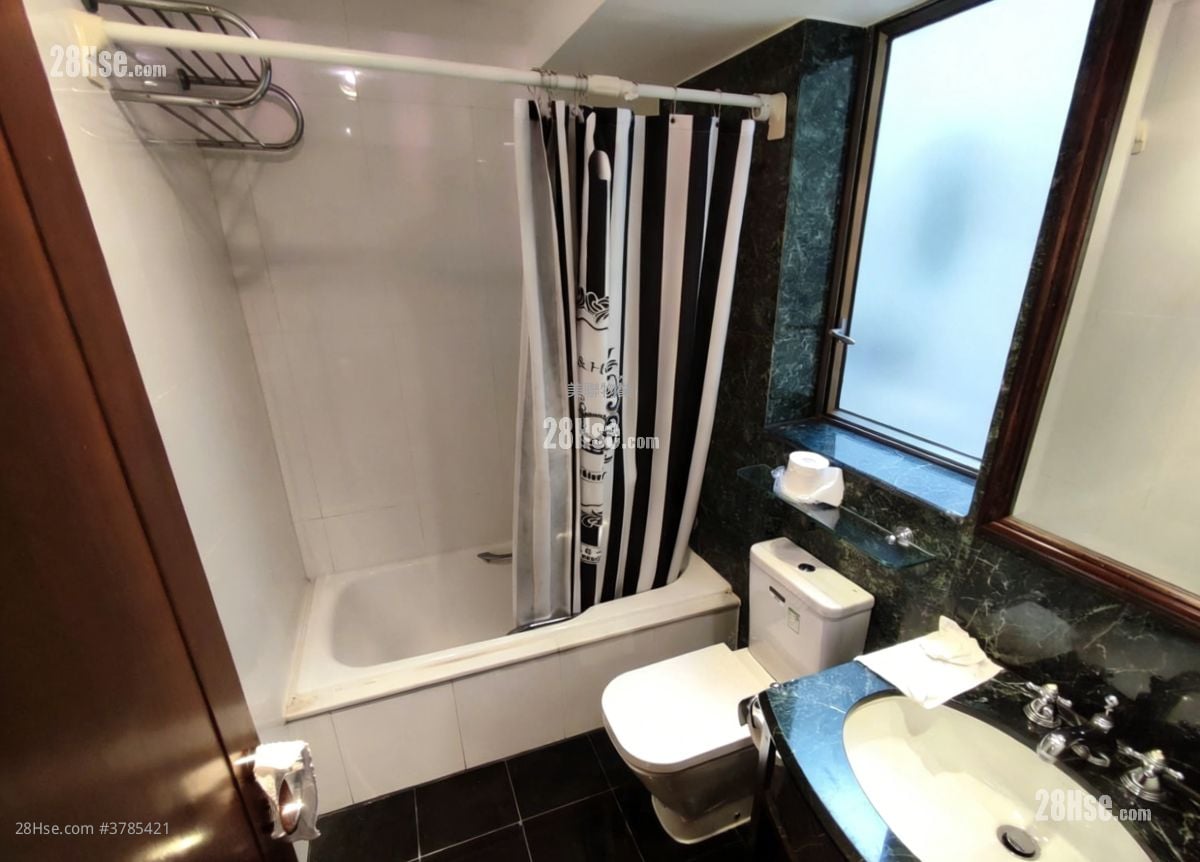 浅月湾 售盘 3 房 1,446 平方尺