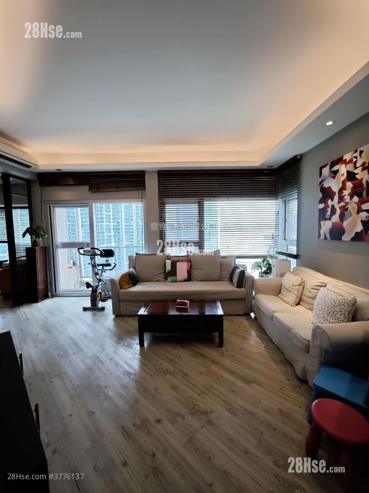 漾日居 售盘 4 房 , 3 浴室 1,681 平方尺