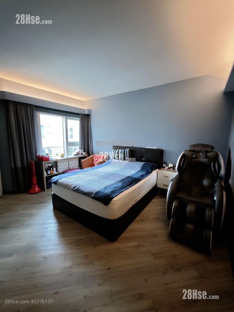 漾日居 售盘 4 房 , 3 浴室 1,681 平方尺