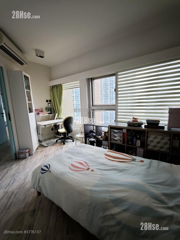 漾日居 售盘 4 房 , 3 浴室 1,681 平方尺