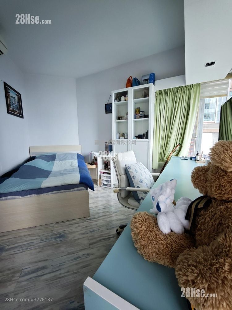 漾日居 售盘 4 房 , 3 浴室 1,681 平方尺