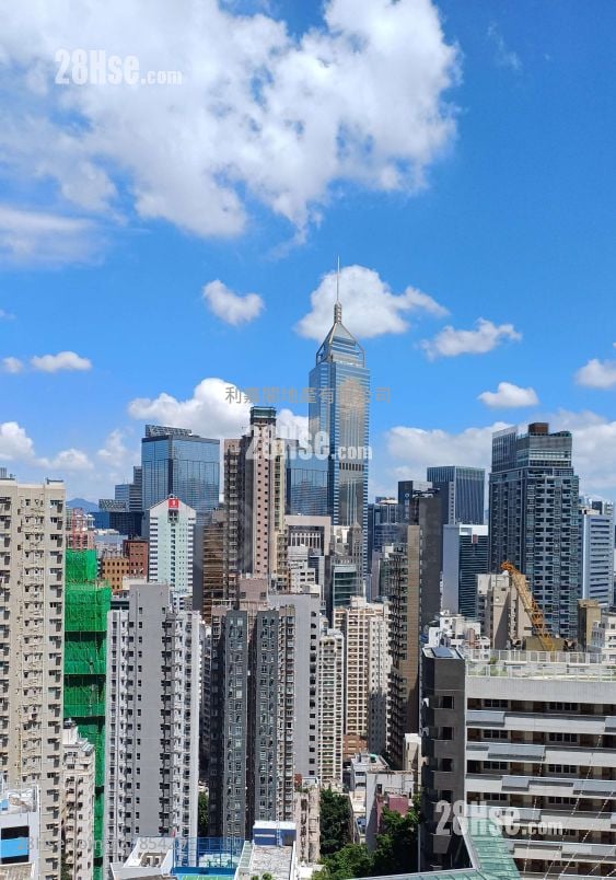 Man Yuen Sell 3 Bedrooms , 2 Bathrooms 1,669 ft²