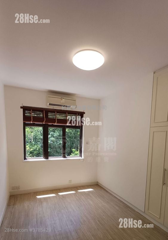 Man Yuen Sell 3 Bedrooms , 2 Bathrooms 1,669 ft²