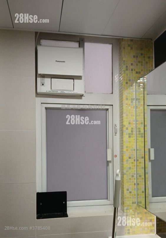 新港豪庭 租盘 2 房 , 1 浴室 346 平方尺