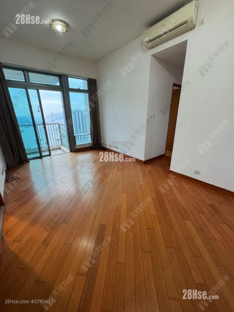 The Dynasty Rental 3 Bedrooms , 2 Bathrooms 728 ft²