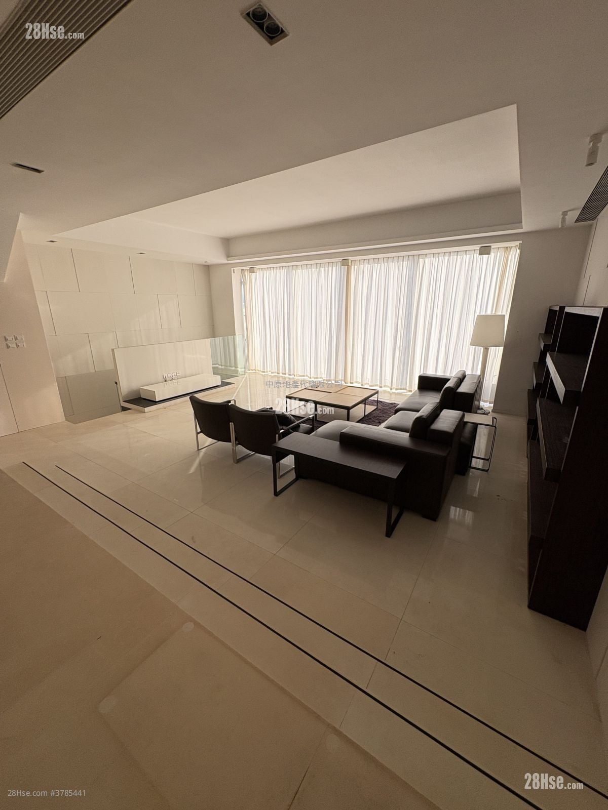 比华利山别墅 售盘 5+ 房 , 4 浴室 3,130 平方尺