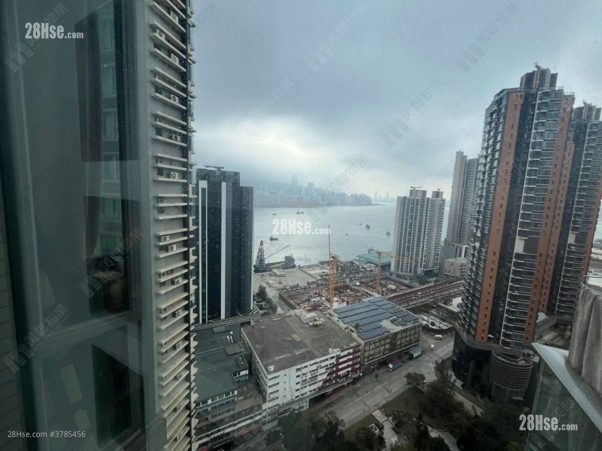 Ocean One Sell 2 Bedrooms 559 ft²