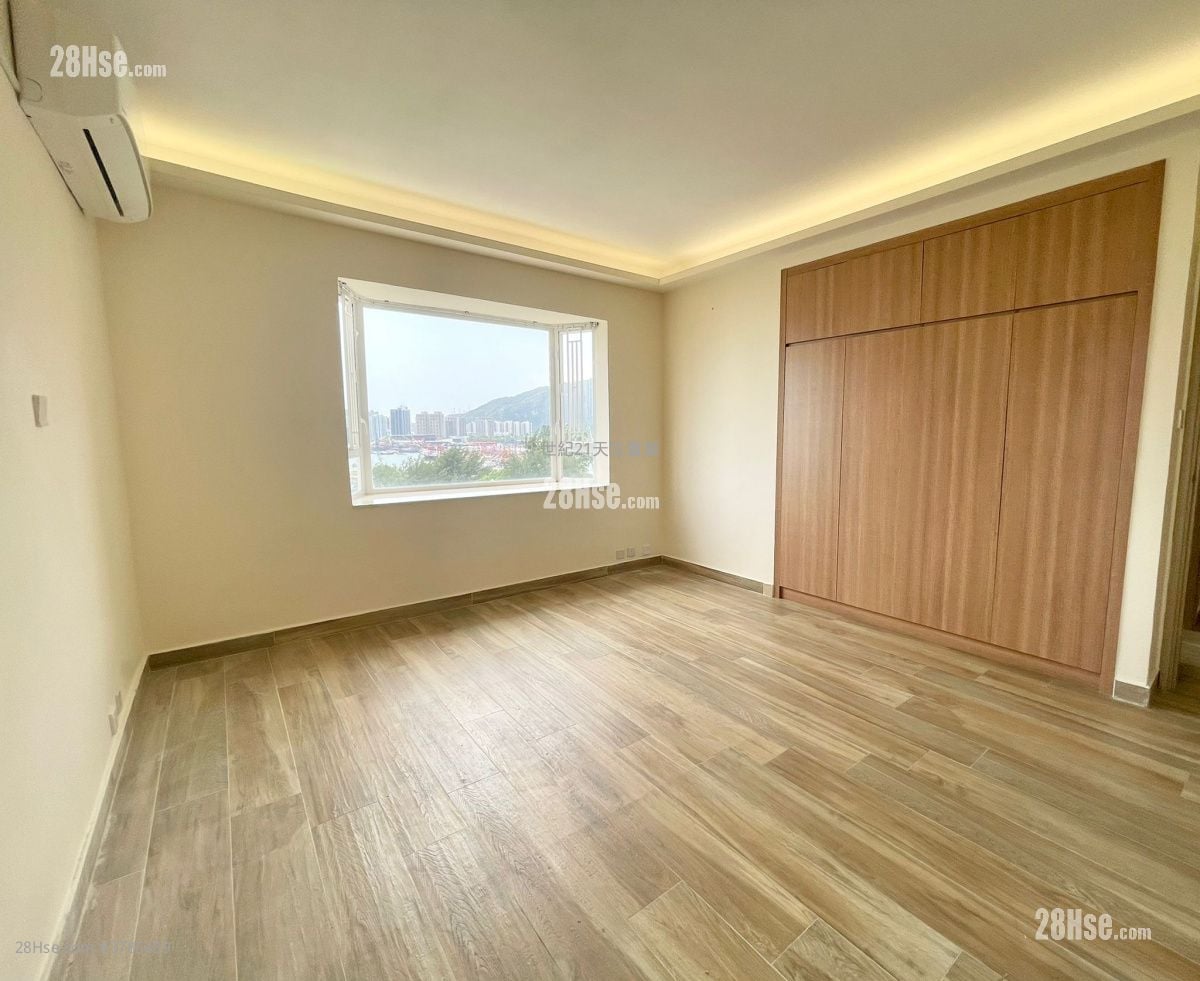 Dragon Villa Rental 4 Bedrooms , 3 Bathrooms 1,342 ft²