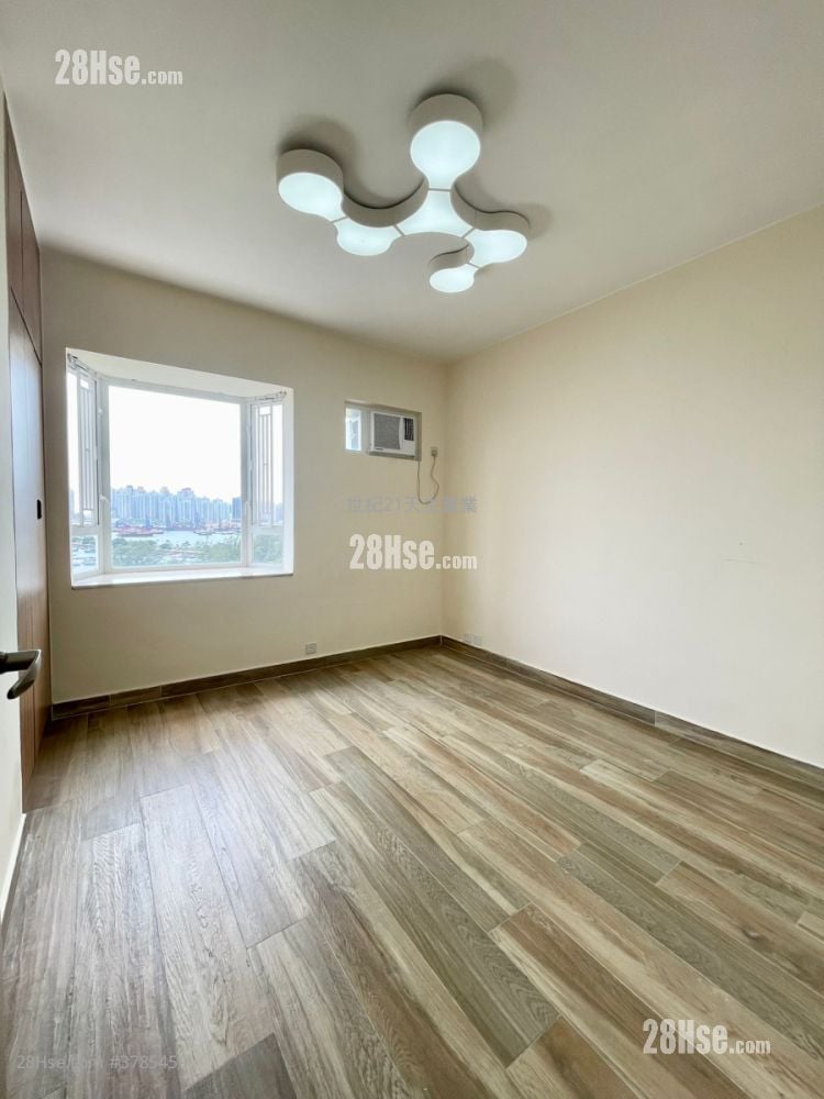 Dragon Villa Rental 4 Bedrooms , 3 Bathrooms 1,342 ft²