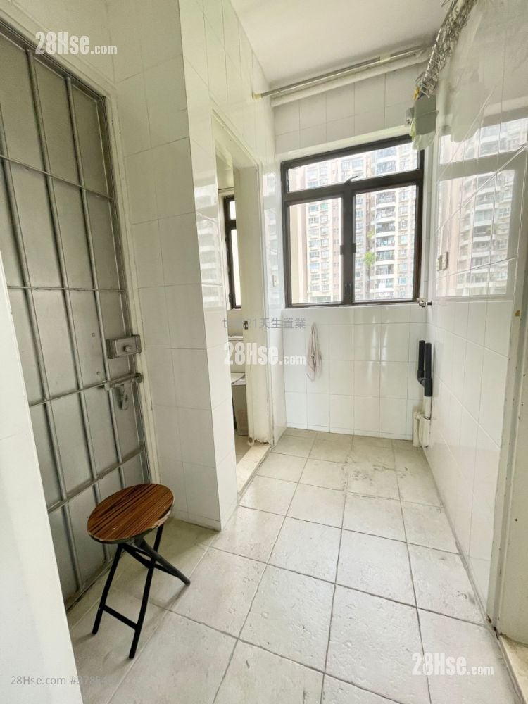 Dragon Villa Rental 4 Bedrooms , 3 Bathrooms 1,342 ft²