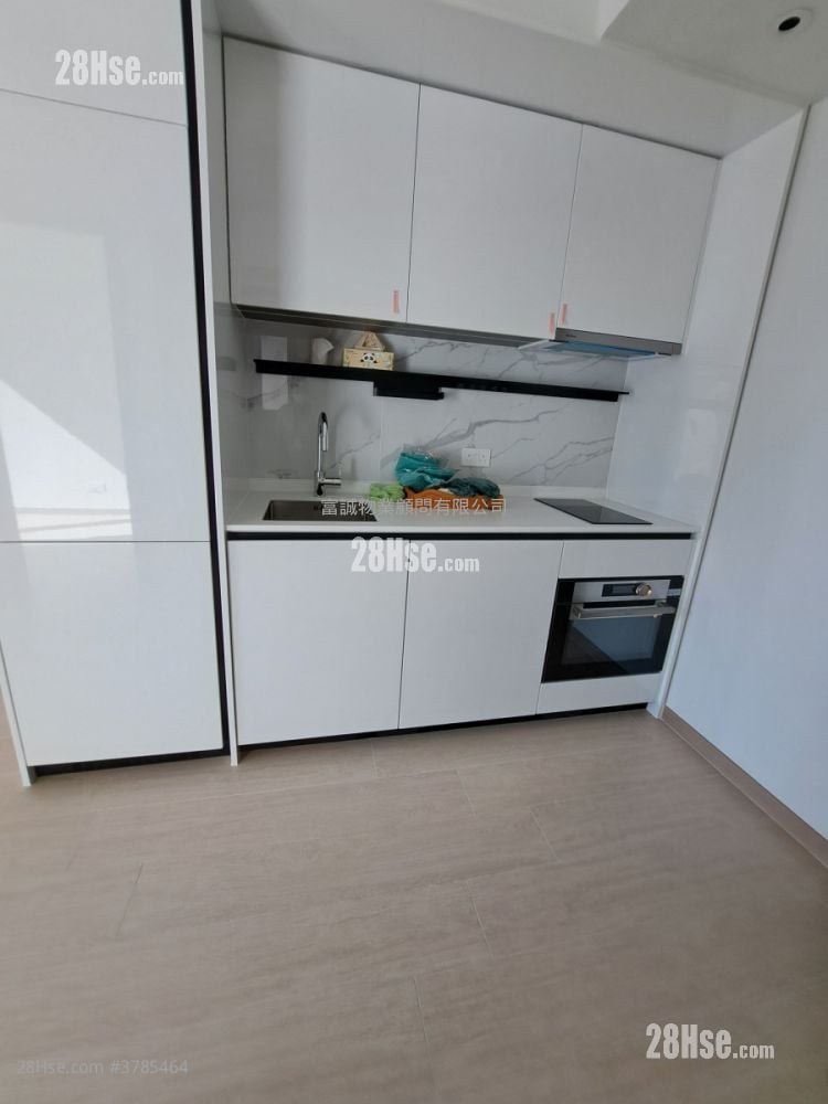 Chill Residence Rental 1 Bedroom , 1 Bathroom 341 ft²