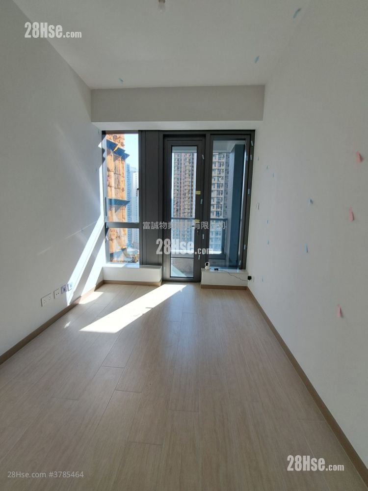 Chill Residence Rental 1 Bedroom , 1 Bathroom 341 ft²