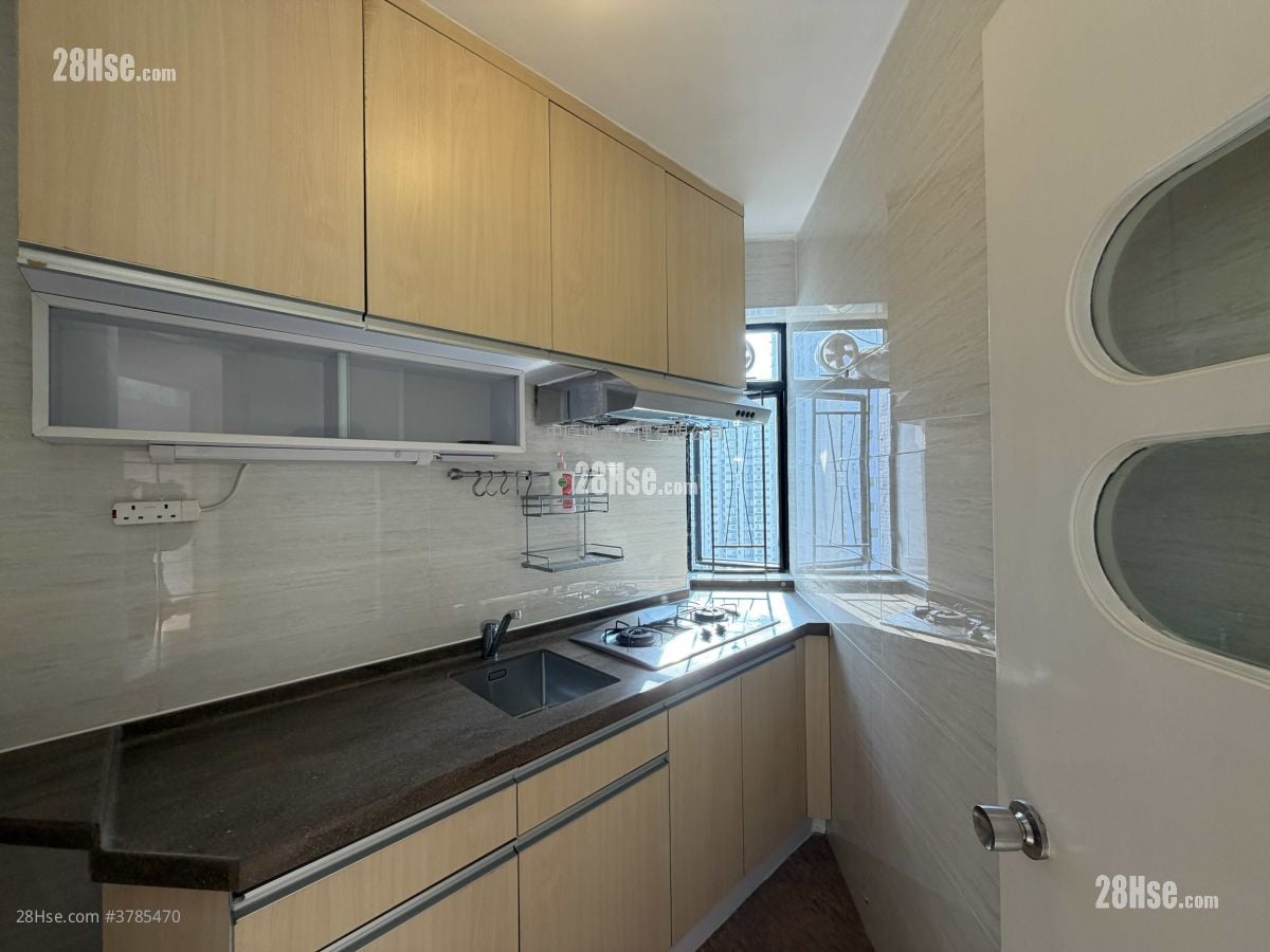 Kornhill Sell 2 Bedrooms 461 ft²