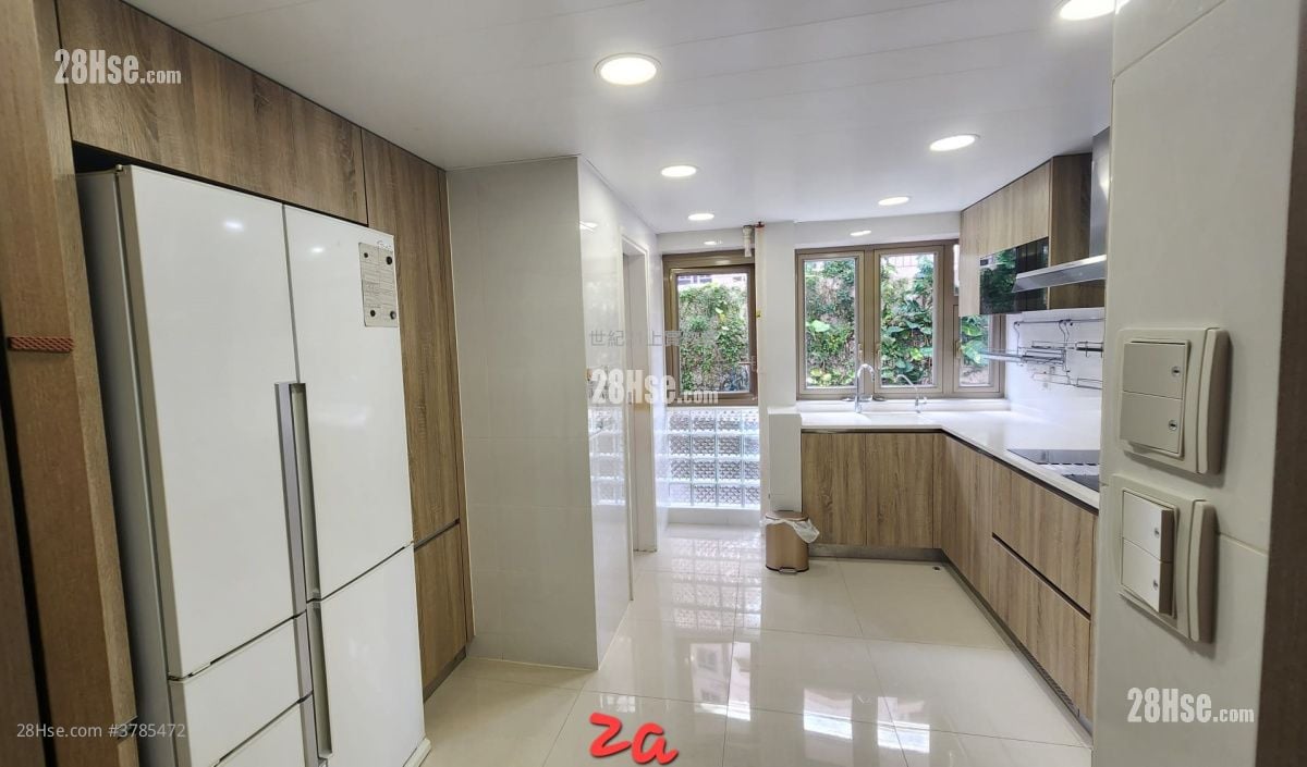 Fairyland Garden Rental 3 Bedrooms , 2 Bathrooms 1,122 ft²