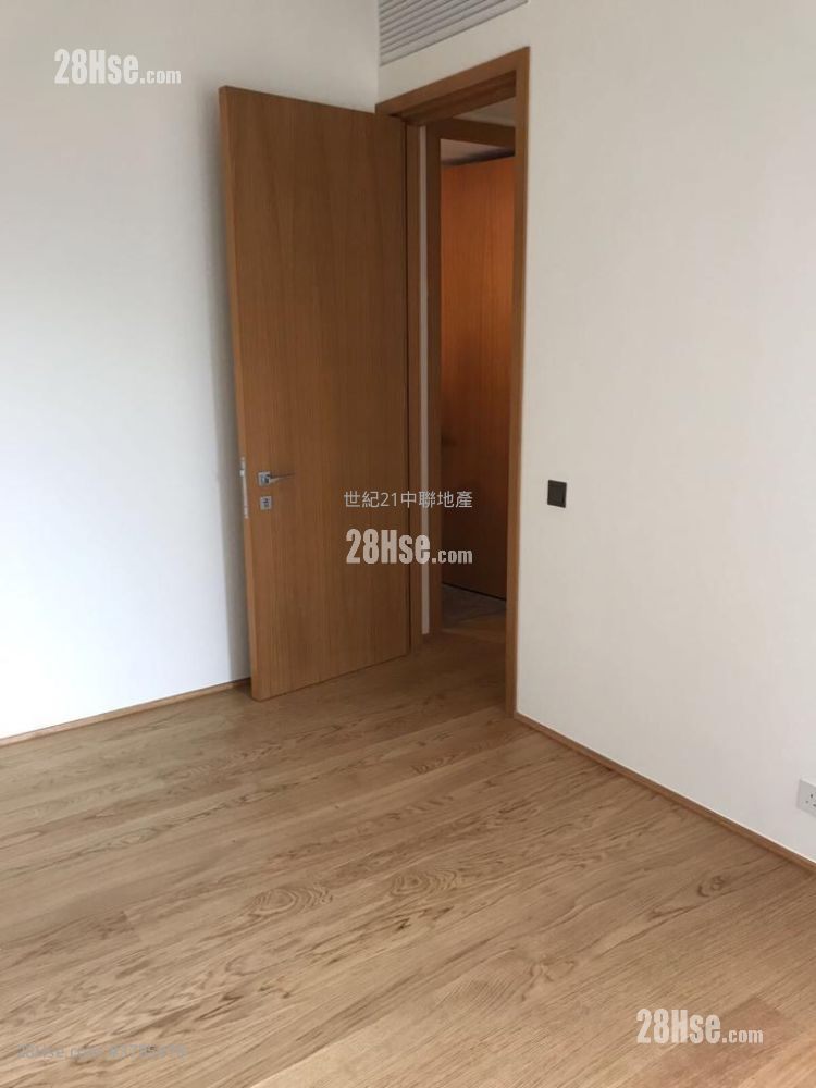 殷然 售盘 2 房 , 1 浴室 581 平方尺