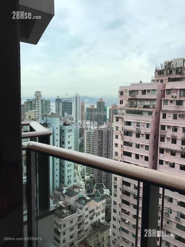 殷然 售盘 2 房 , 1 浴室 581 平方尺