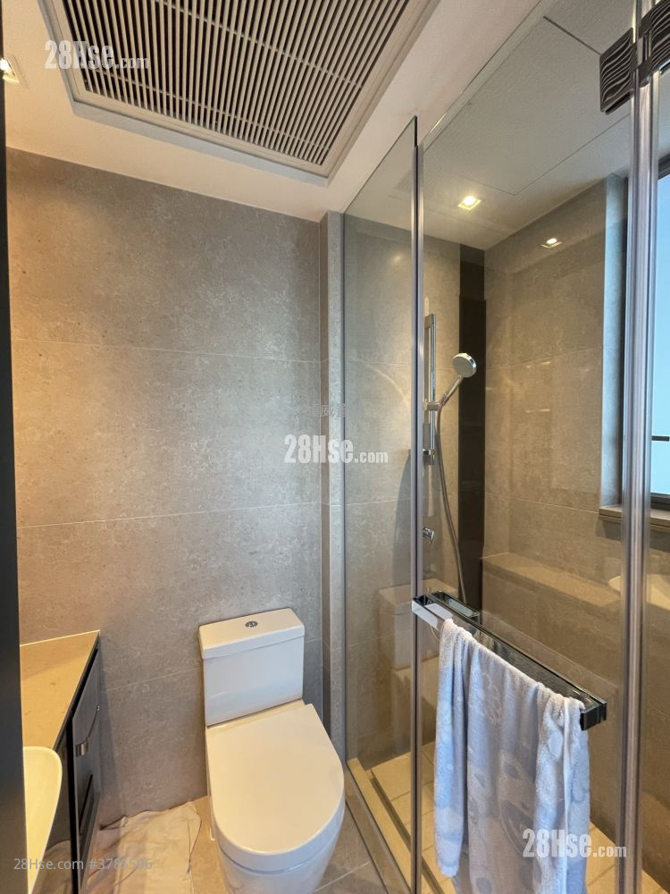 Downtown 38 售盘 1 房 , 1 浴室 309 平方尺