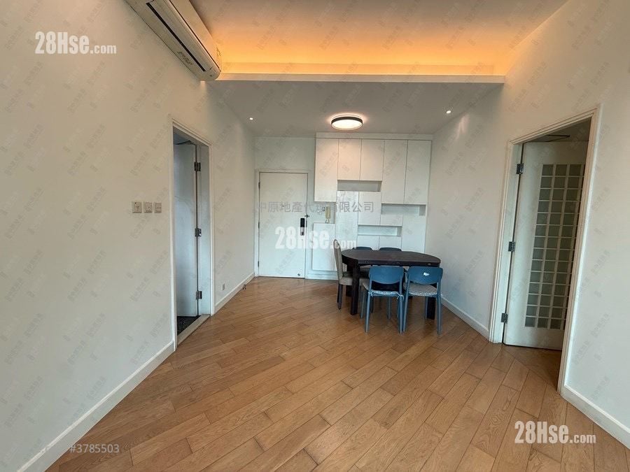 Yoho Midtown Sell 3 Bedrooms 880 ft²