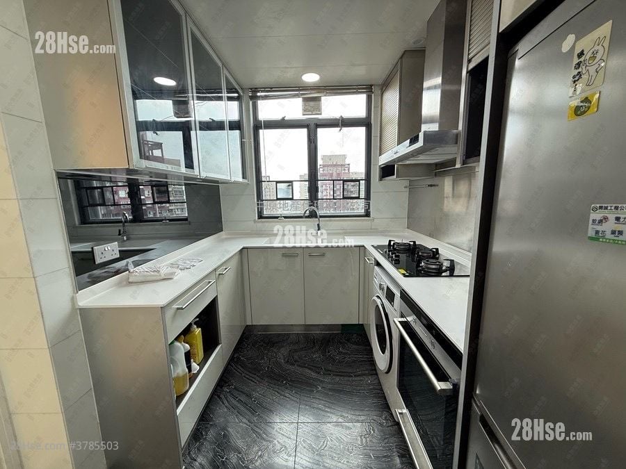 Yoho Midtown Sell 3 Bedrooms 880 ft²