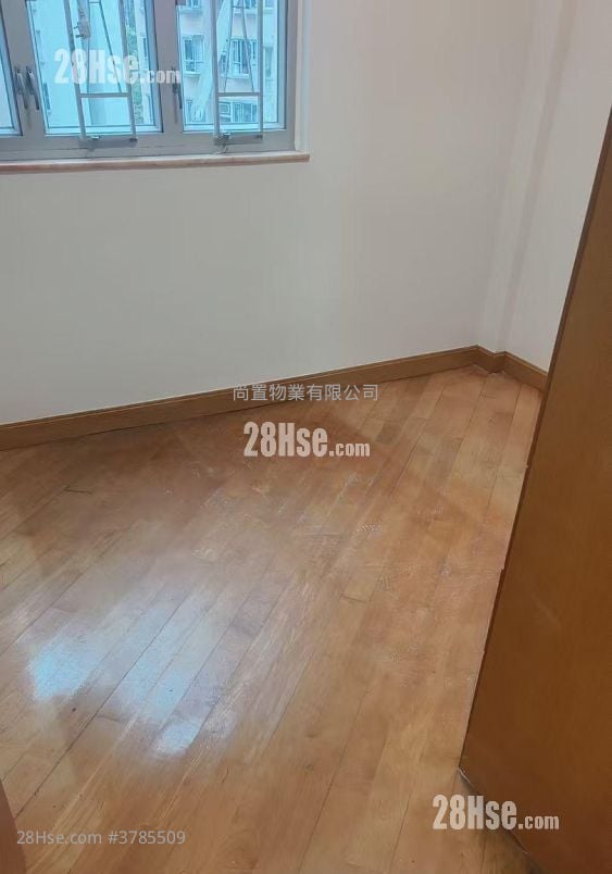 Nan Fung Sun Chuen Sell 3 Bedrooms , 1 Bathroom 570 ft²