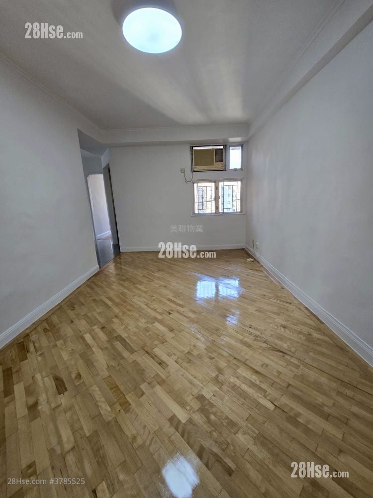 云叠花园 售盘 3 房 593 平方尺