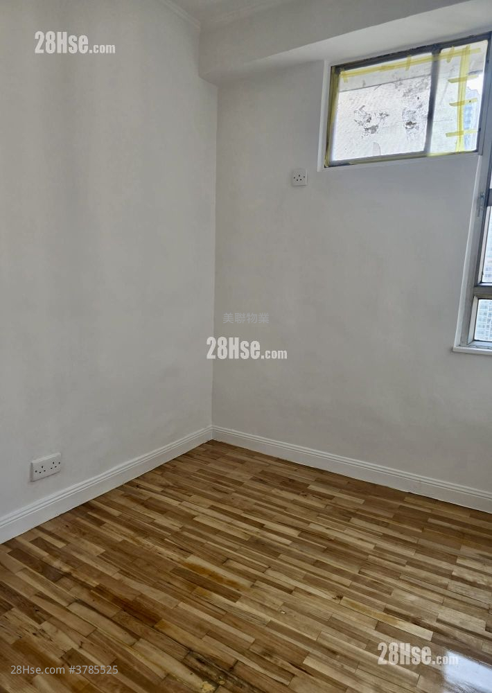 云叠花园 售盘 3 房 593 平方尺