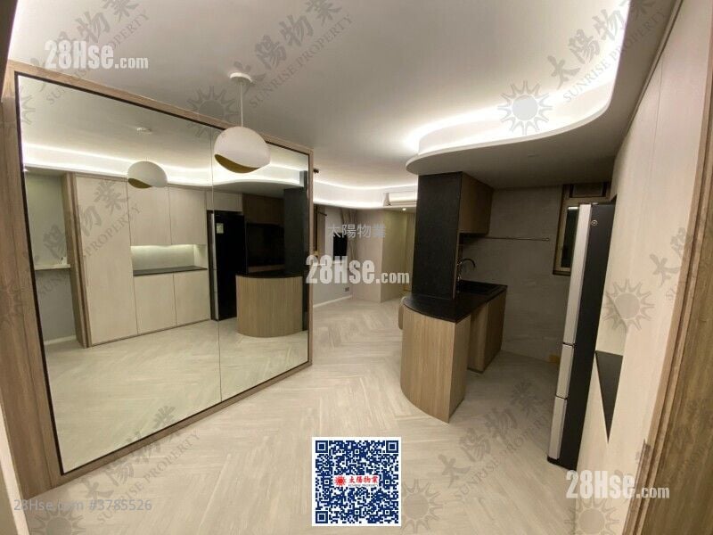 Harbour Place Sell 3 Bedrooms 590 ft²