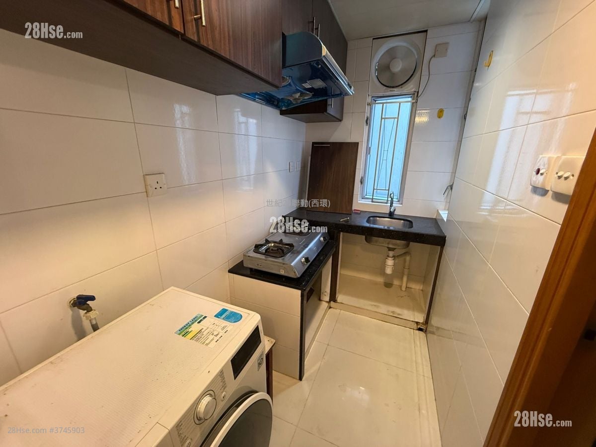 Cheung Ling Mansion Sell 2 Bedrooms , 1 Bathroom 309 ft²