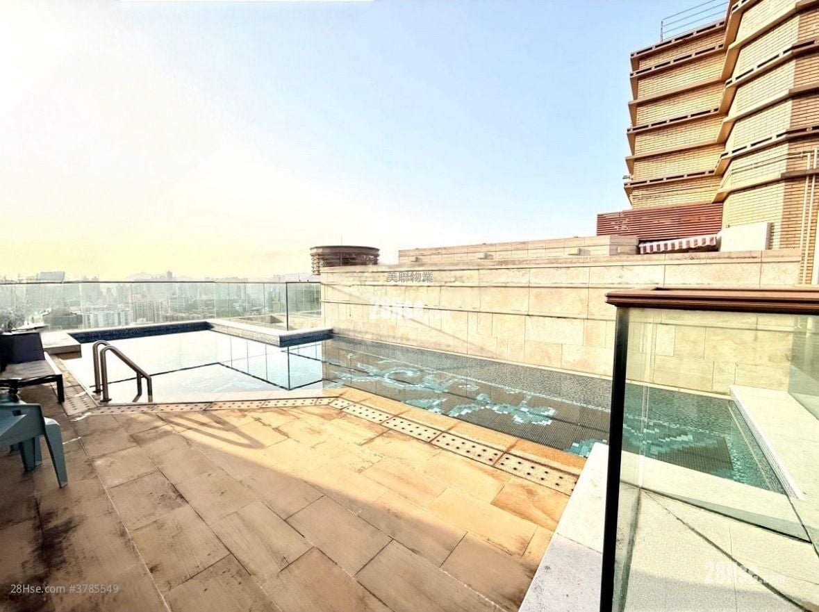 Celestial Heights Sell 4 Bedrooms 1,567 ft²