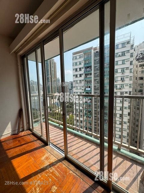 Harrison Court Rental 3 Bedrooms , 2 Bathrooms 766 ft²