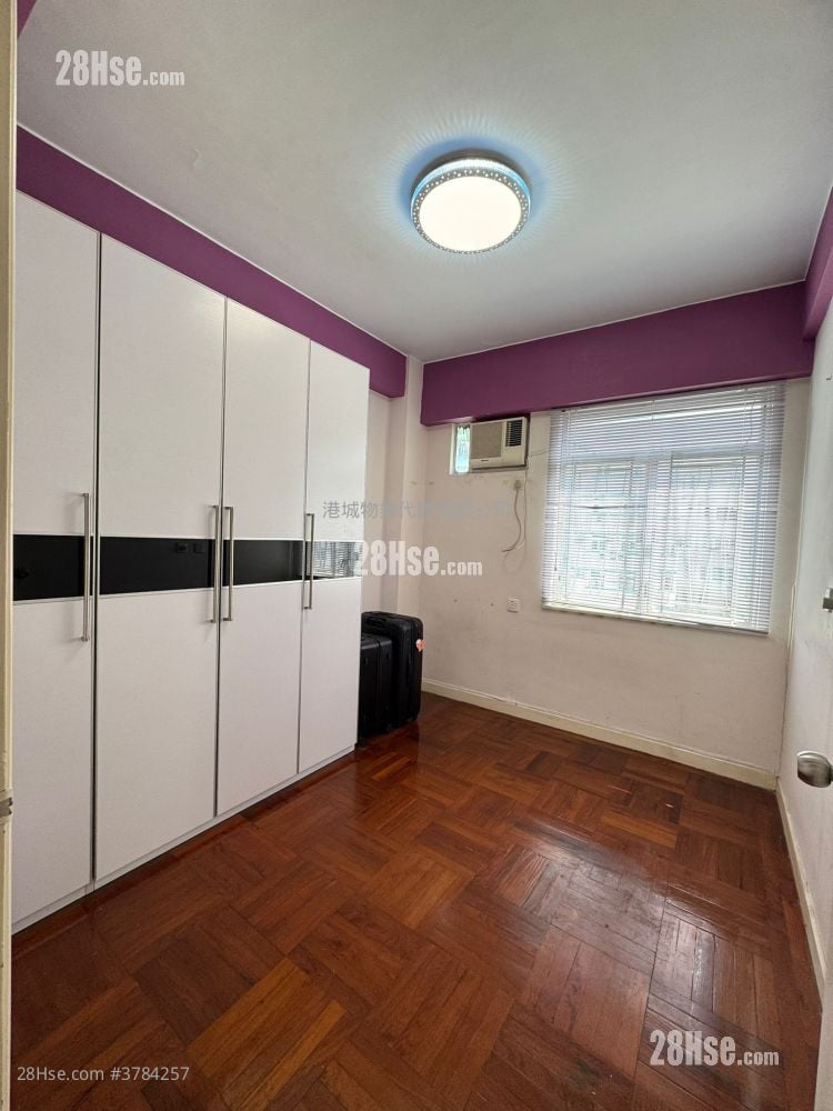 Harrison Court Rental 3 Bedrooms , 2 Bathrooms 766 ft²