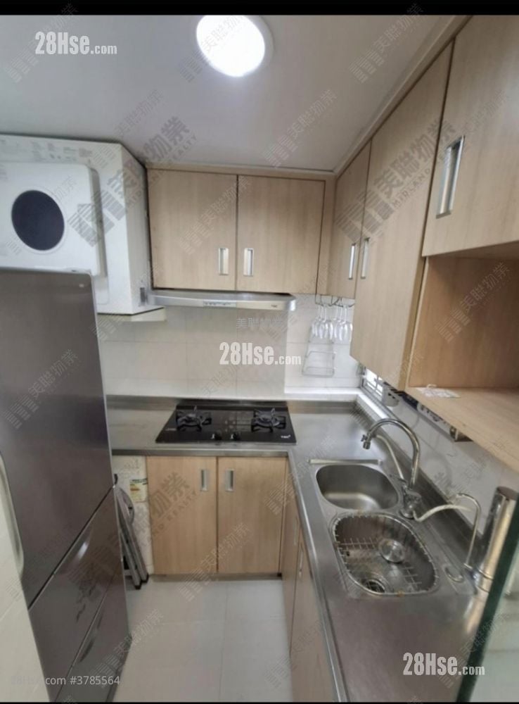 New Kwai Fong Gardens Sell 2 Bedrooms , 1 Bathroom 408 ft²