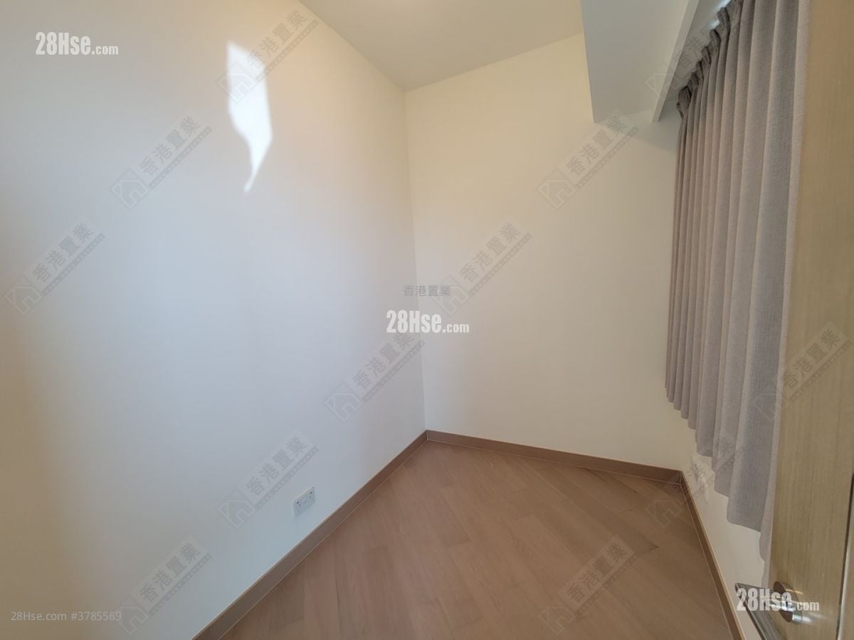 Cullinan West Rental 2 Bedrooms , 1 Bathroom 416 ft²