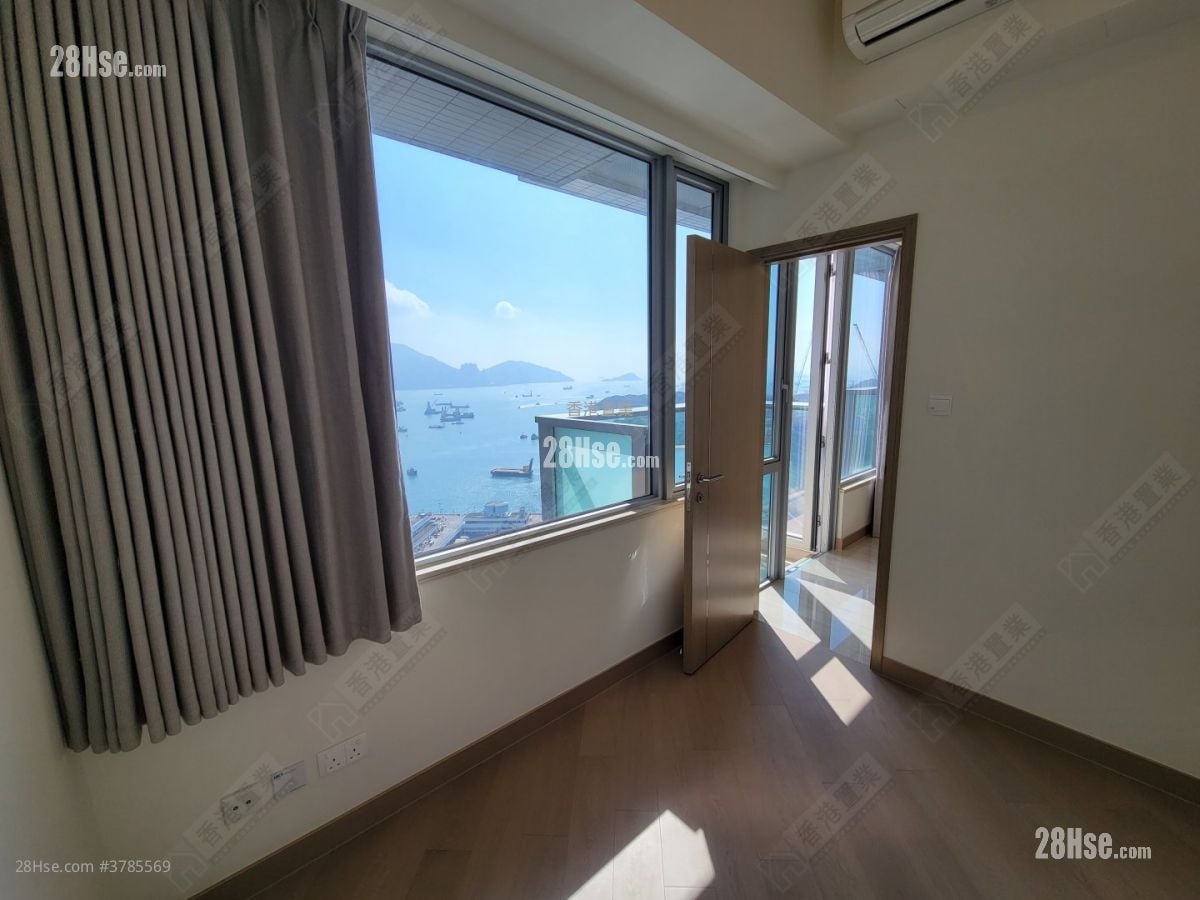 Cullinan West Rental 2 Bedrooms , 1 Bathroom 416 ft²