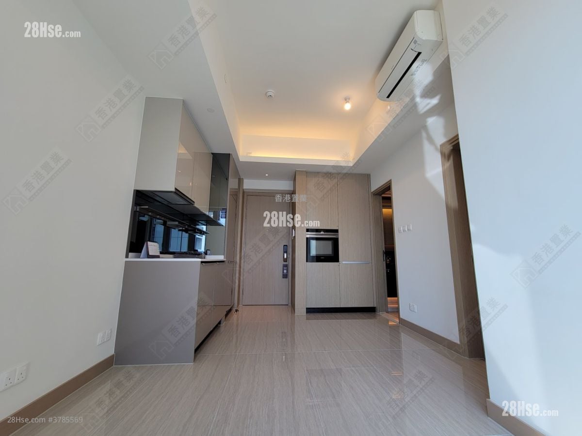 Cullinan West Rental 2 Bedrooms , 1 Bathroom 416 ft²