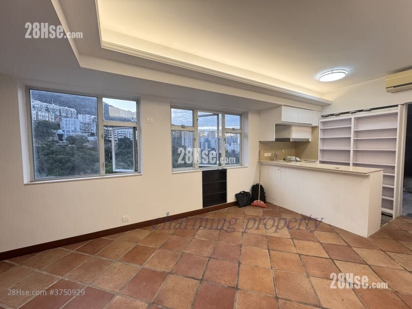 Village Tower Rental Studio , 1 Bathroom 236 ft²