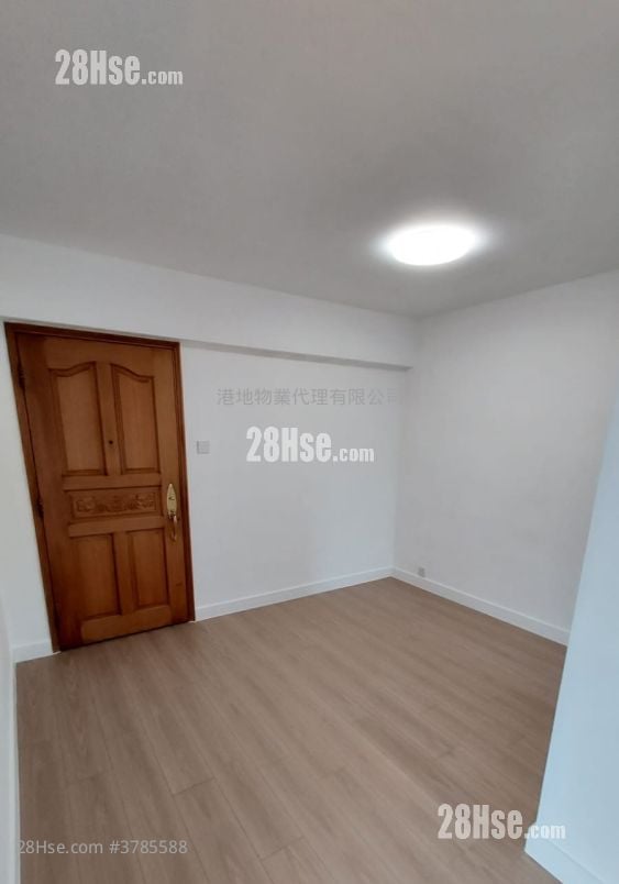 Taikoo Shing Sell 3 Bedrooms , 1 Bathroom 583 ft²